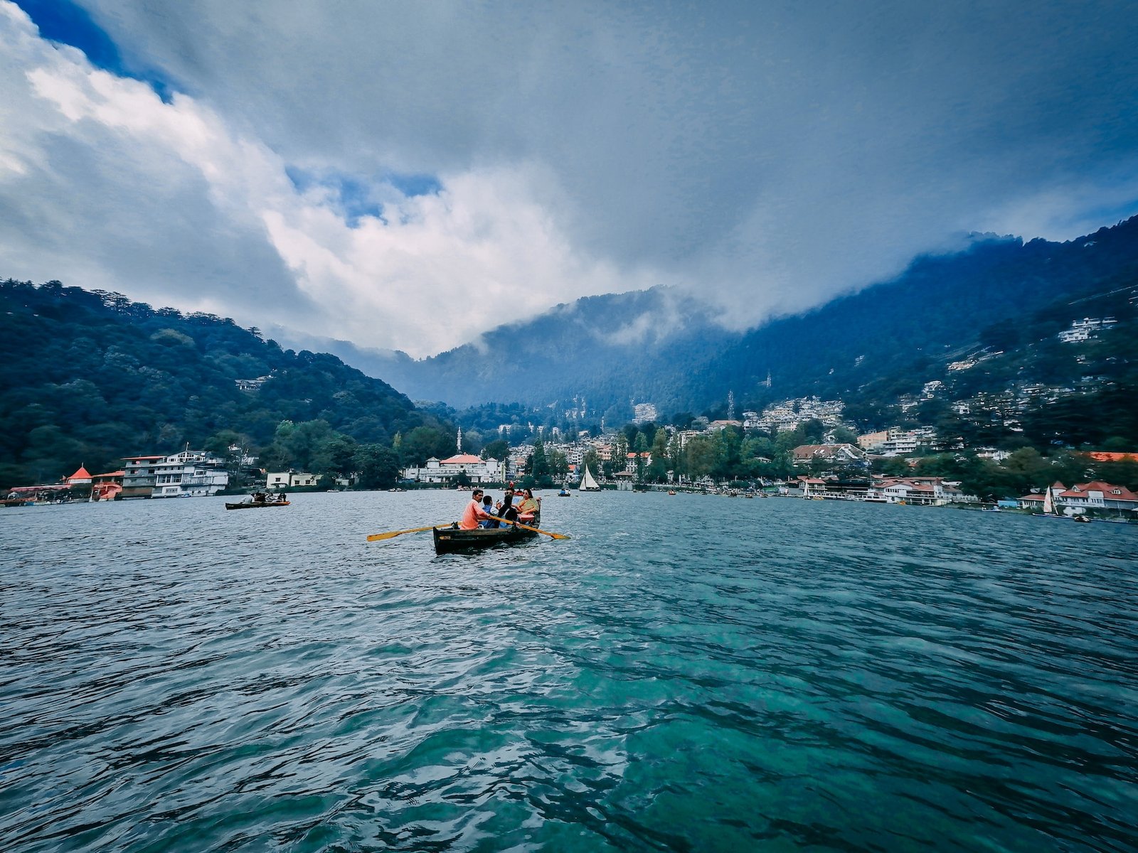 Best Hotels in Nainital